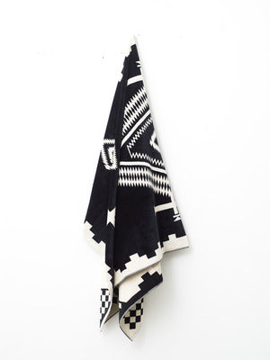 Pendleton Spa/Beach Towel - Los Ojos Black